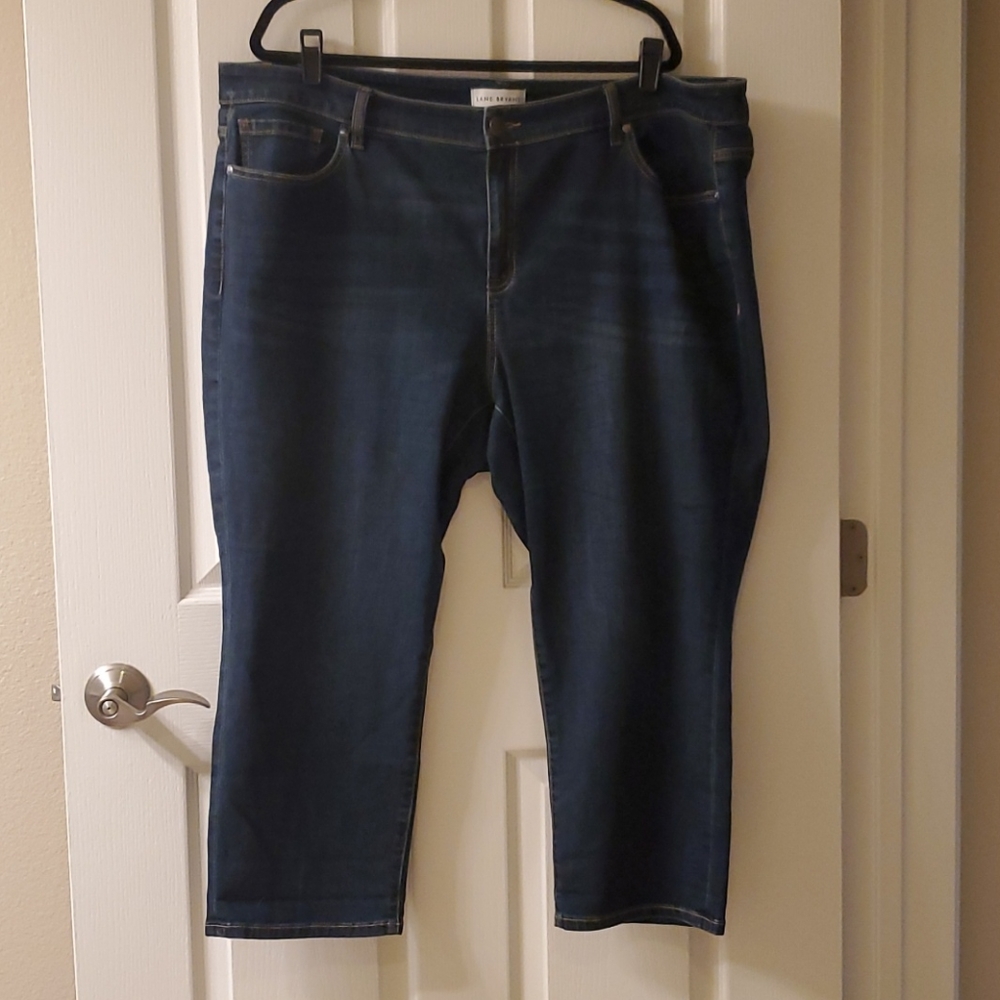 Mid rise crop jeans